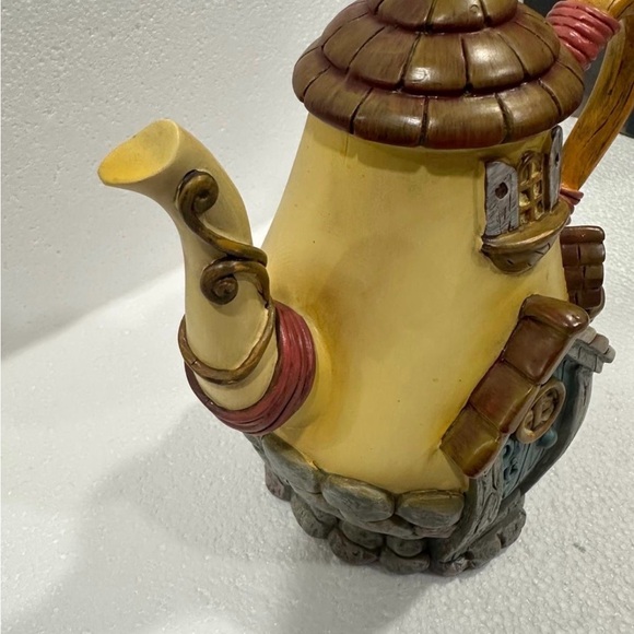 Figurine Teapot Cottage Resin
Vintage Decor for Home Decorations House - Picture 2 of 9
